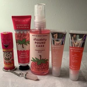 Mini strawberry self care bundle